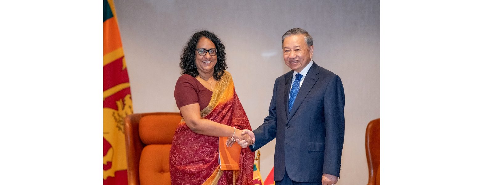 අගමැතිනි සහ වියට්නාමජනපති අතර ද්වීපාර්ශ්විකසාකච්ඡා